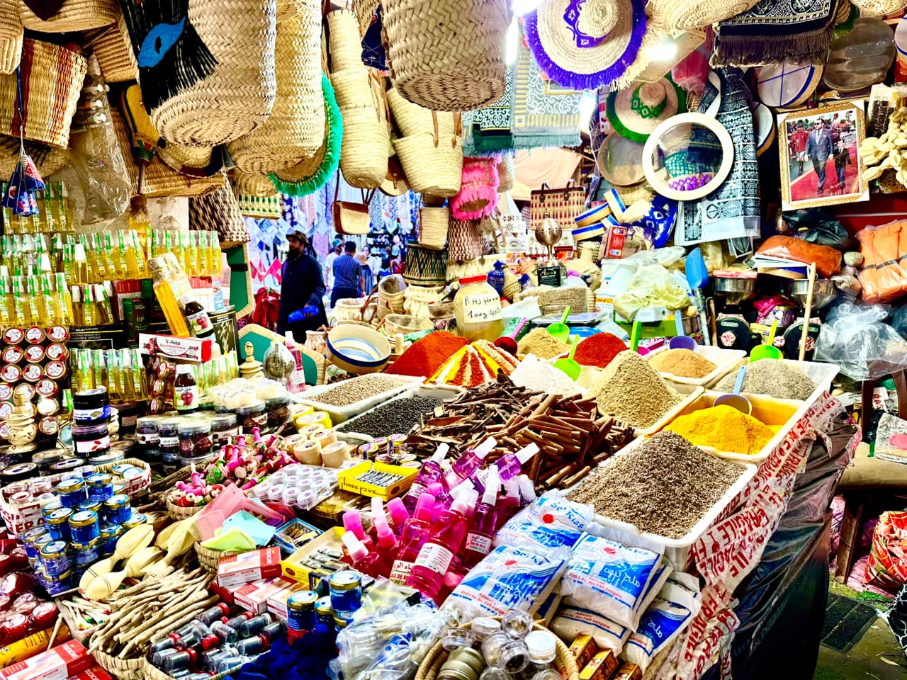 LOCAL MARKET